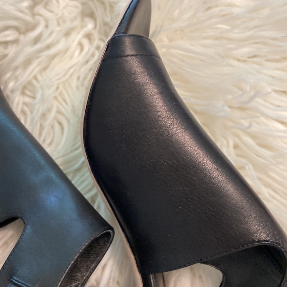 Deltan Women's Black Open-Toe Heels size 9.5 leather sole, leather upper - Picture 12 of 12